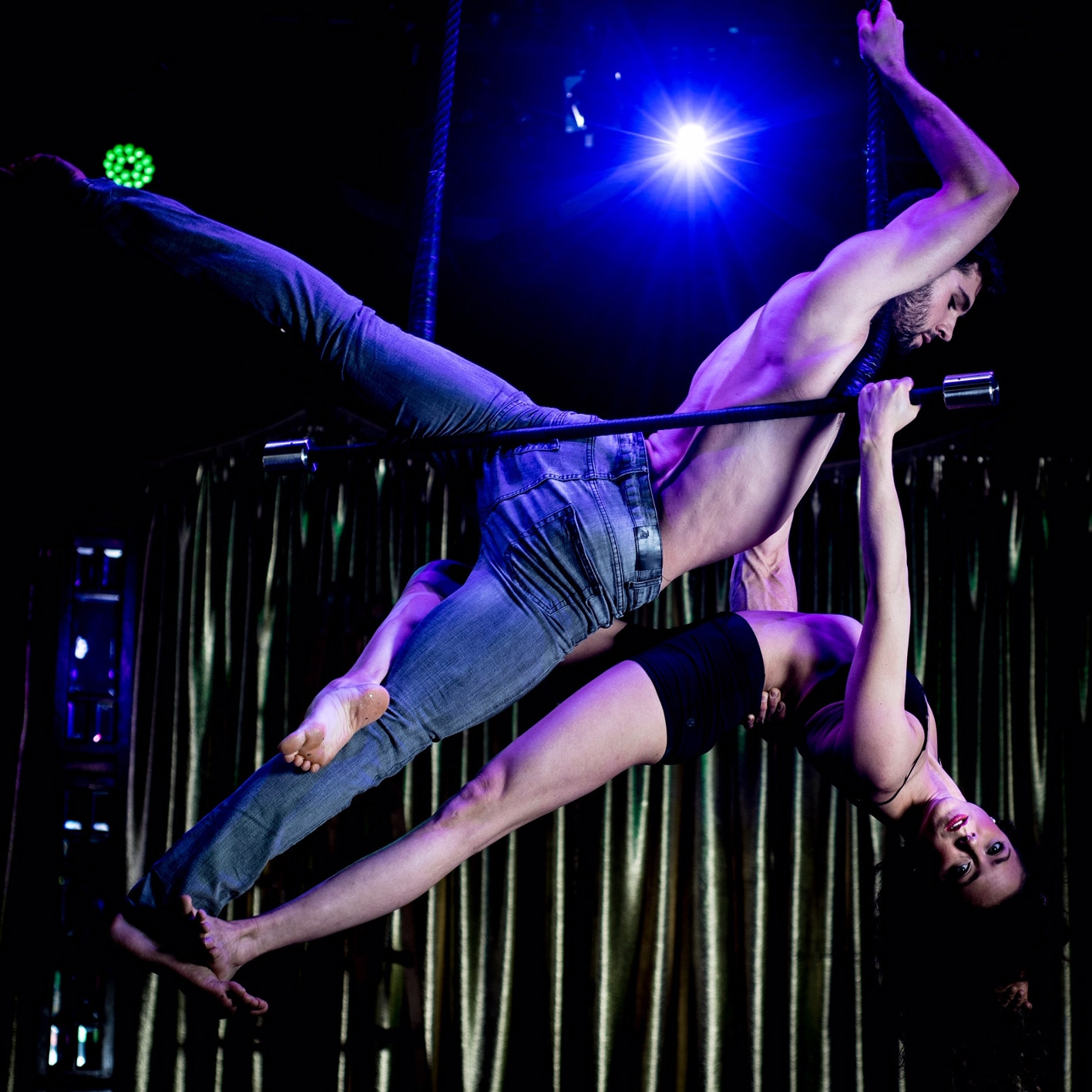 Duo Trapeze_Le Cirque