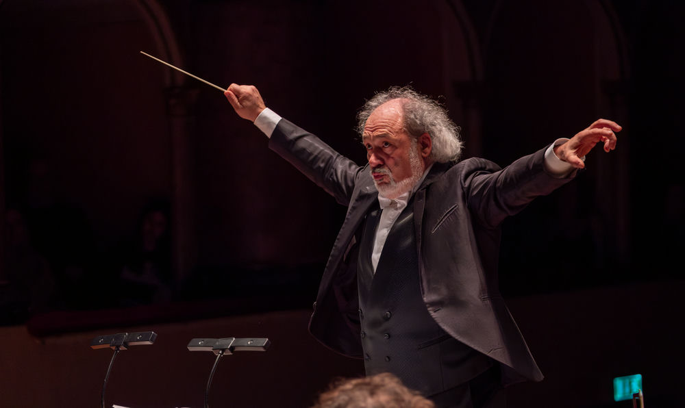L'omaggio del Maestro Diego Basso al Teatro Verdi